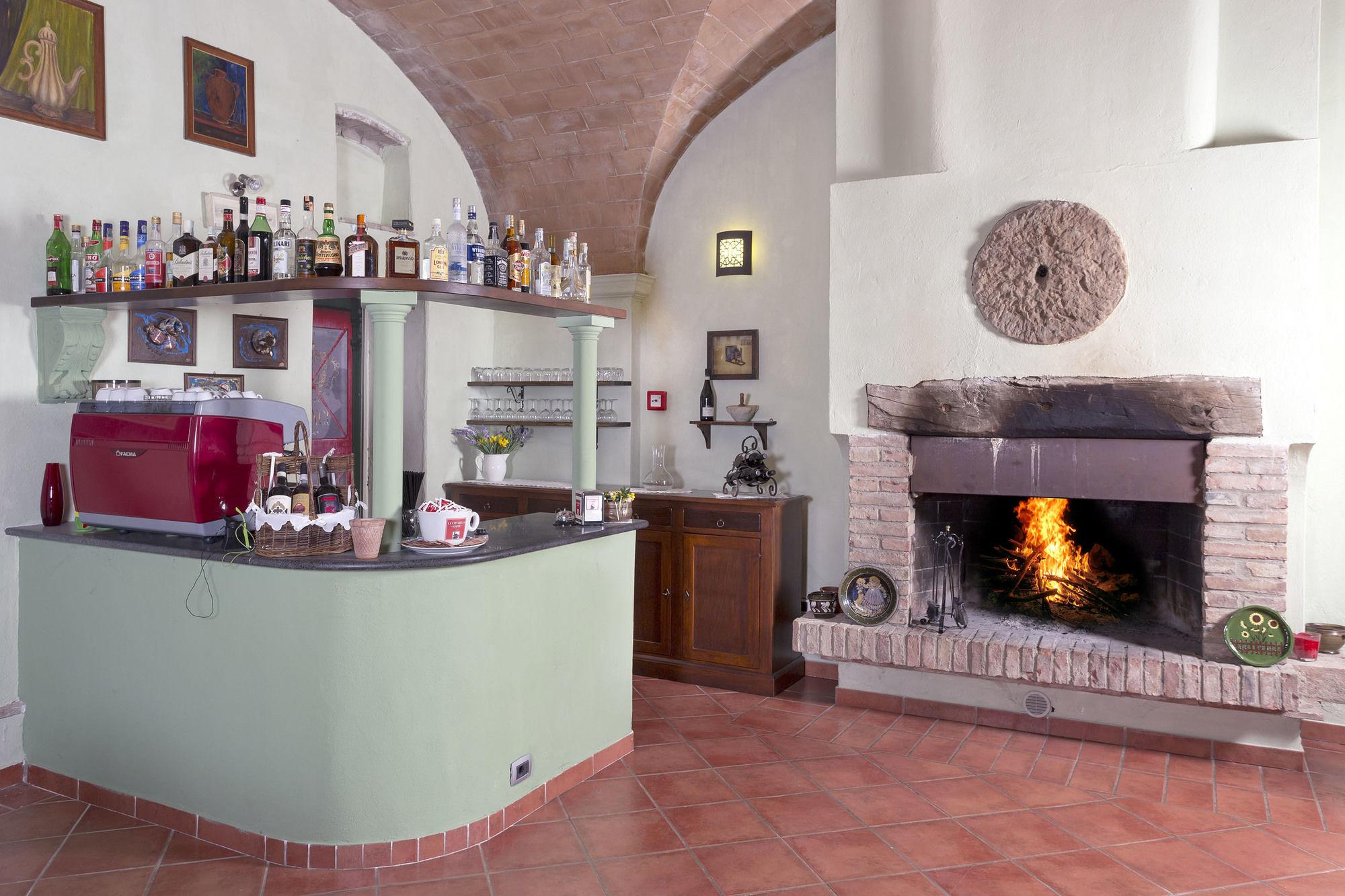 Poderino San Cristoforo Lajatico Buitenkant foto