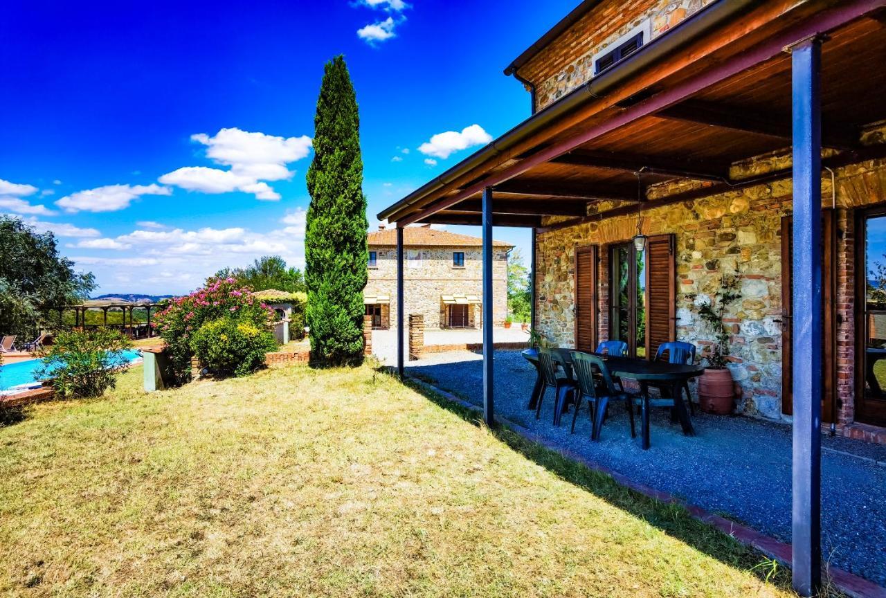 Poderino San Cristoforo Lajatico Buitenkant foto