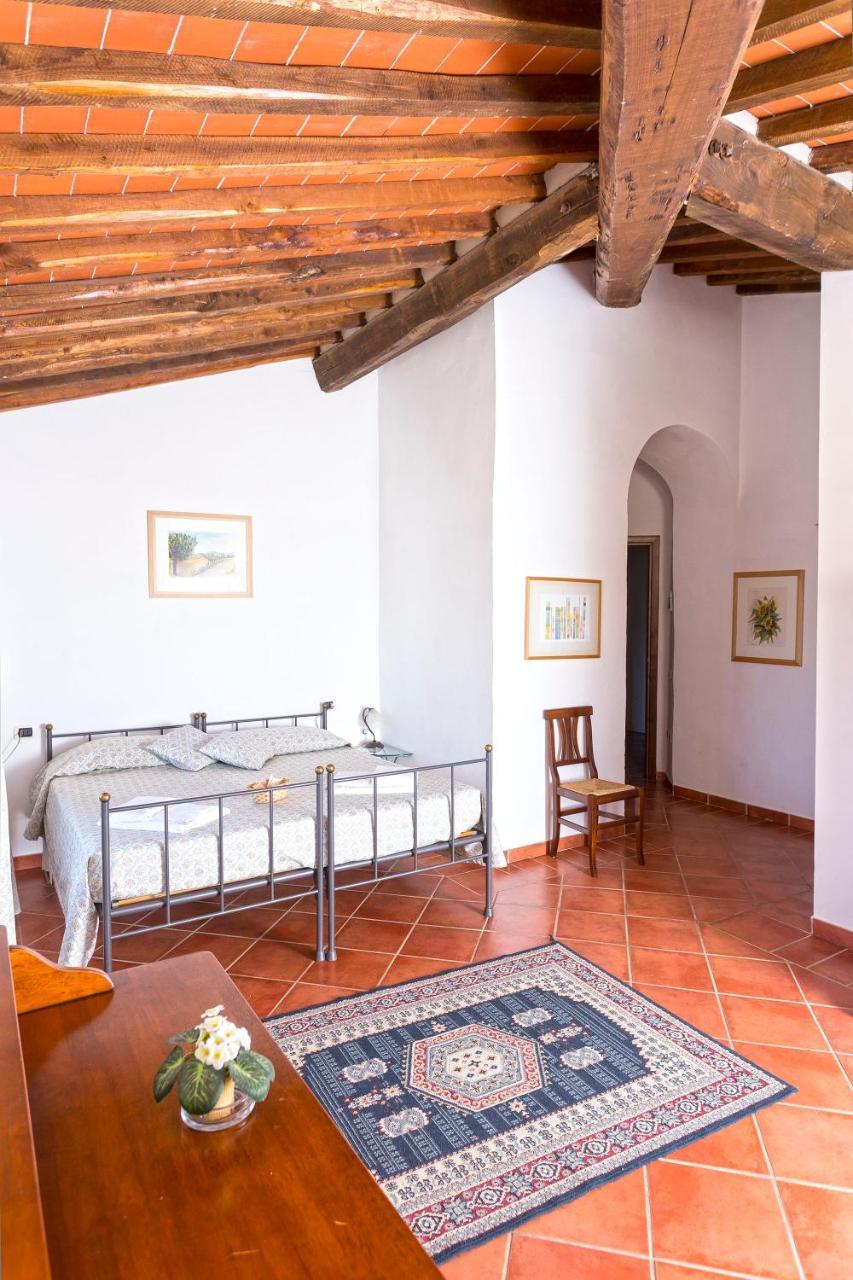 Poderino San Cristoforo Lajatico Buitenkant foto